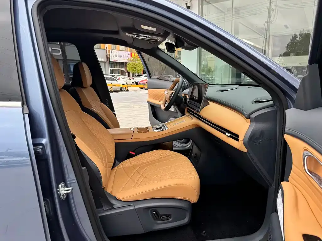 Geely Galaxy Xingjian 7 — фото 2