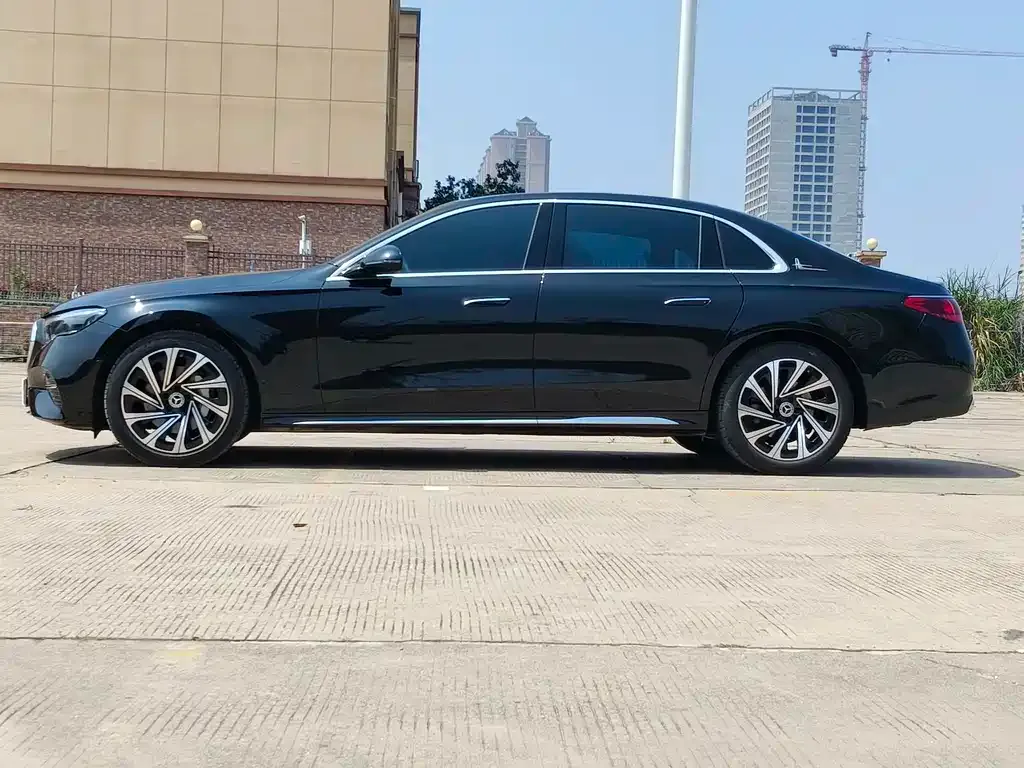 Mercedes-Benz E-Class 2024 из CN, фото 9