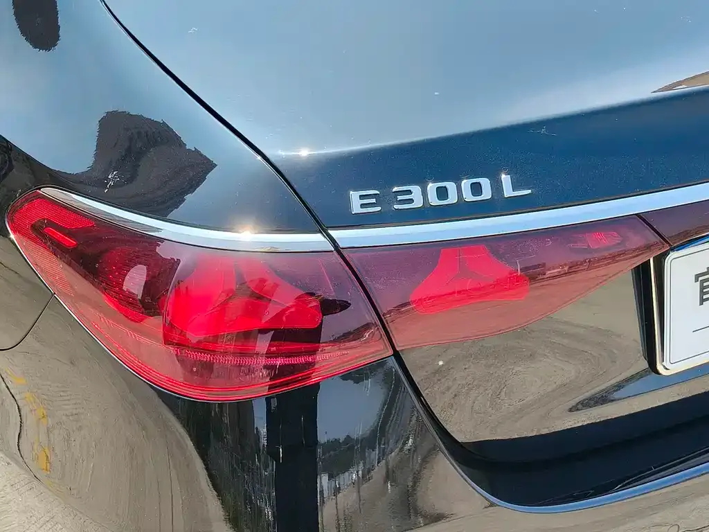 Mercedes-Benz E-Class 2024 из CN, фото 2