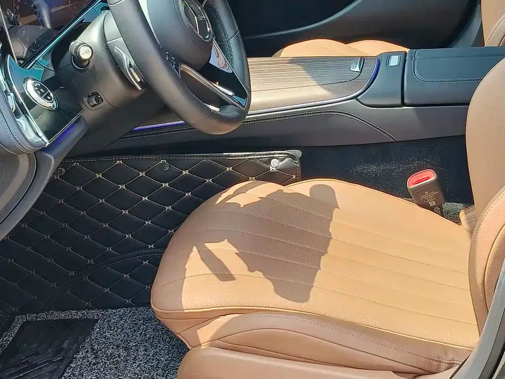Mercedes-Benz E-Class 2024 из CN, фото 4
