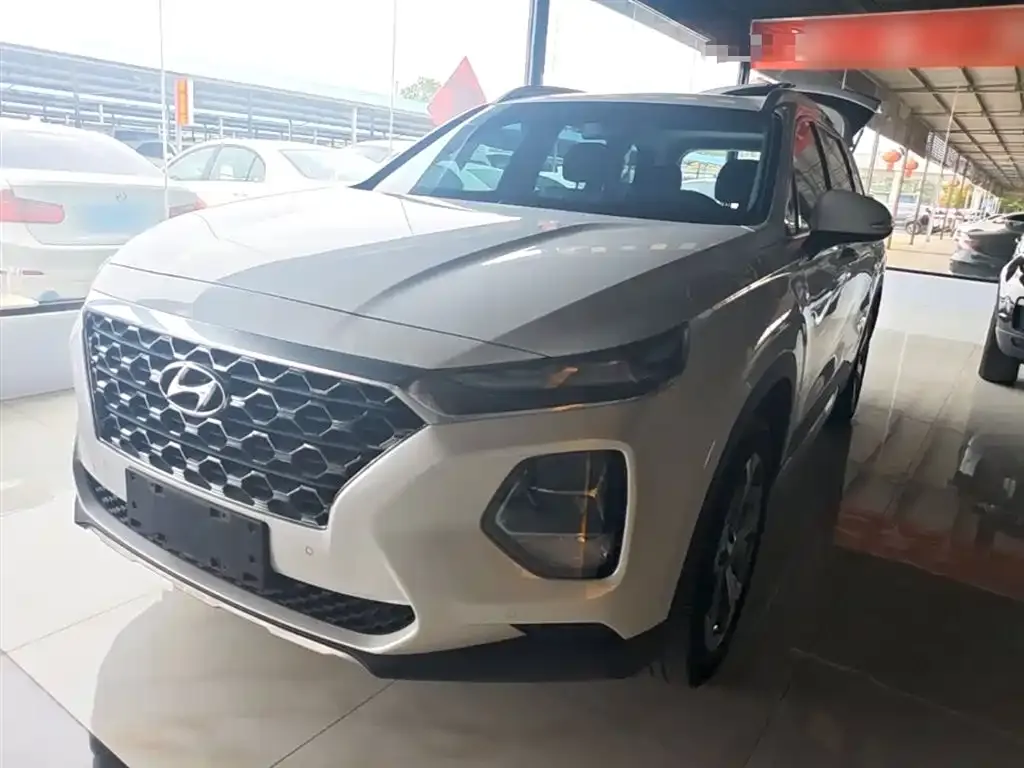 Hyundai Santa Fe 2023 из CN, фото 10