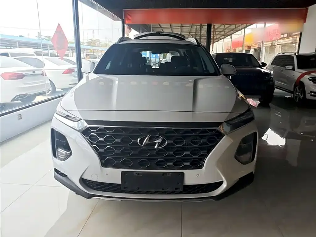 Hyundai Santa Fe 2023 из CN, фото 7