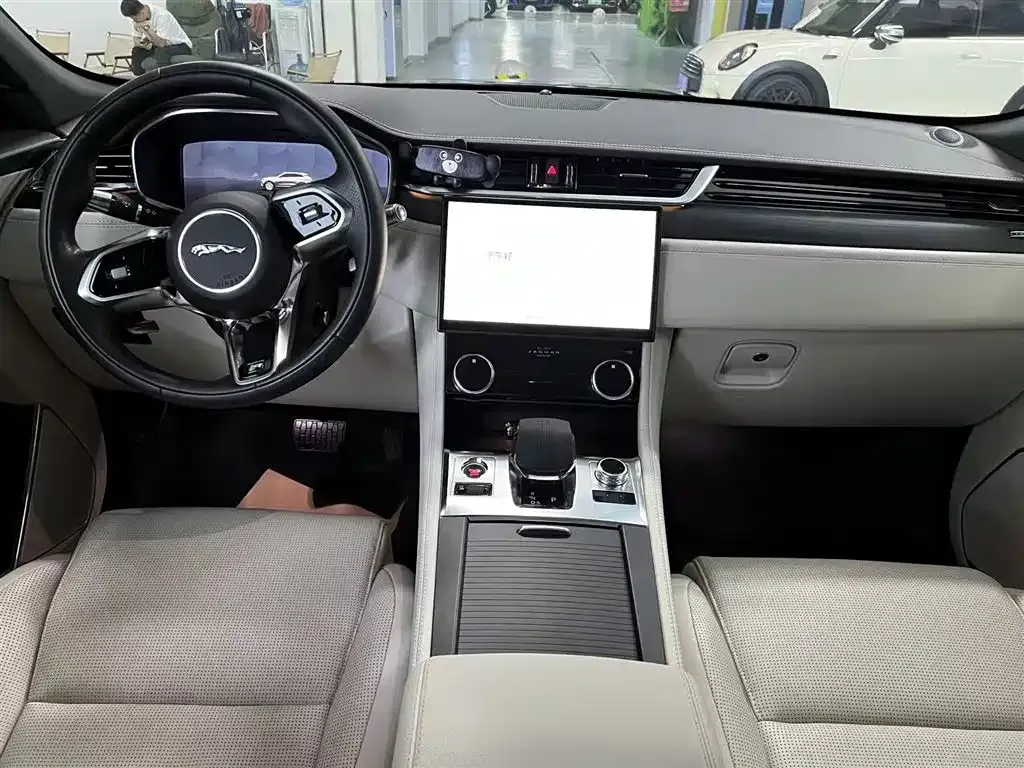Jaguar F-PACE 2021 из CN, фото 5