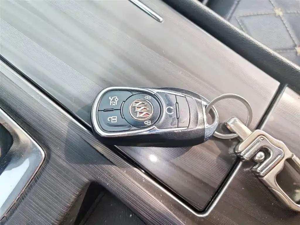 Buick LaCrosse 2022 из CN, фото 5