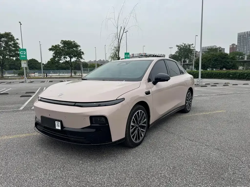 Leapmotor B01