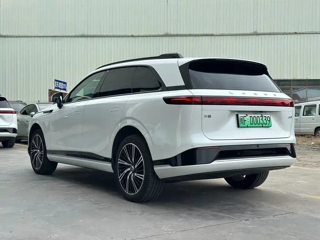 XPeng G9 2023 из CN, фото 2