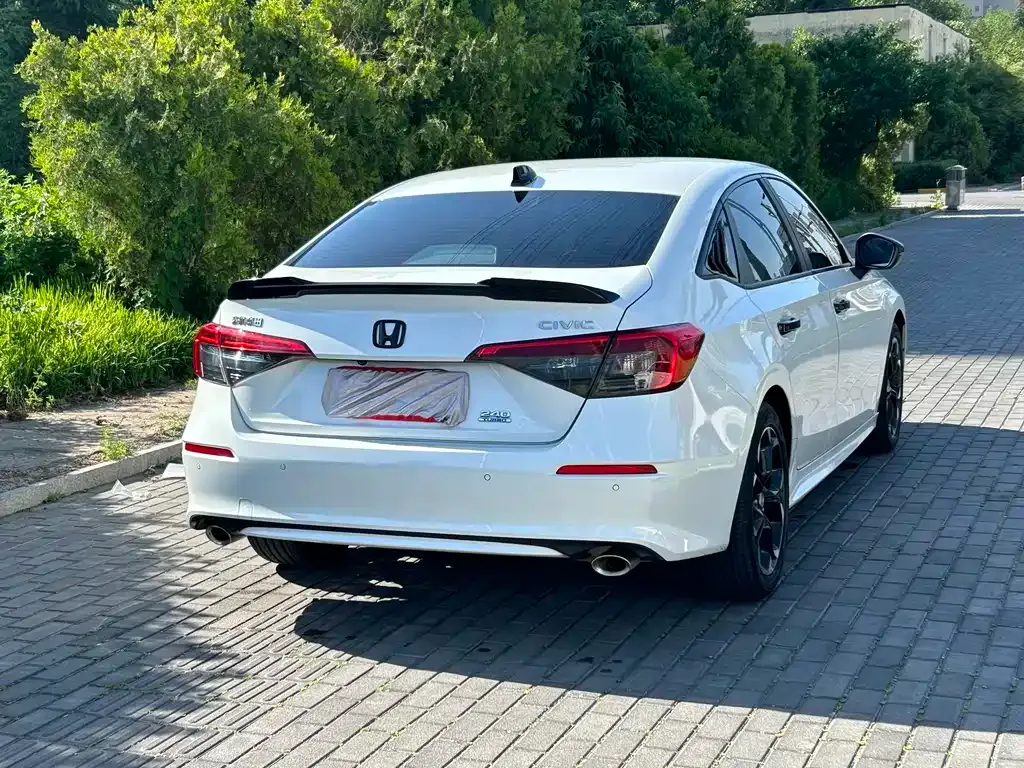Honda Civic — фото 9
