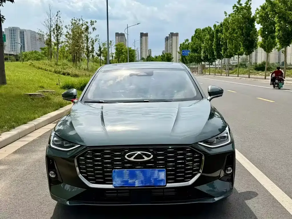 Chery Arrizo 8 PRO — фото 6