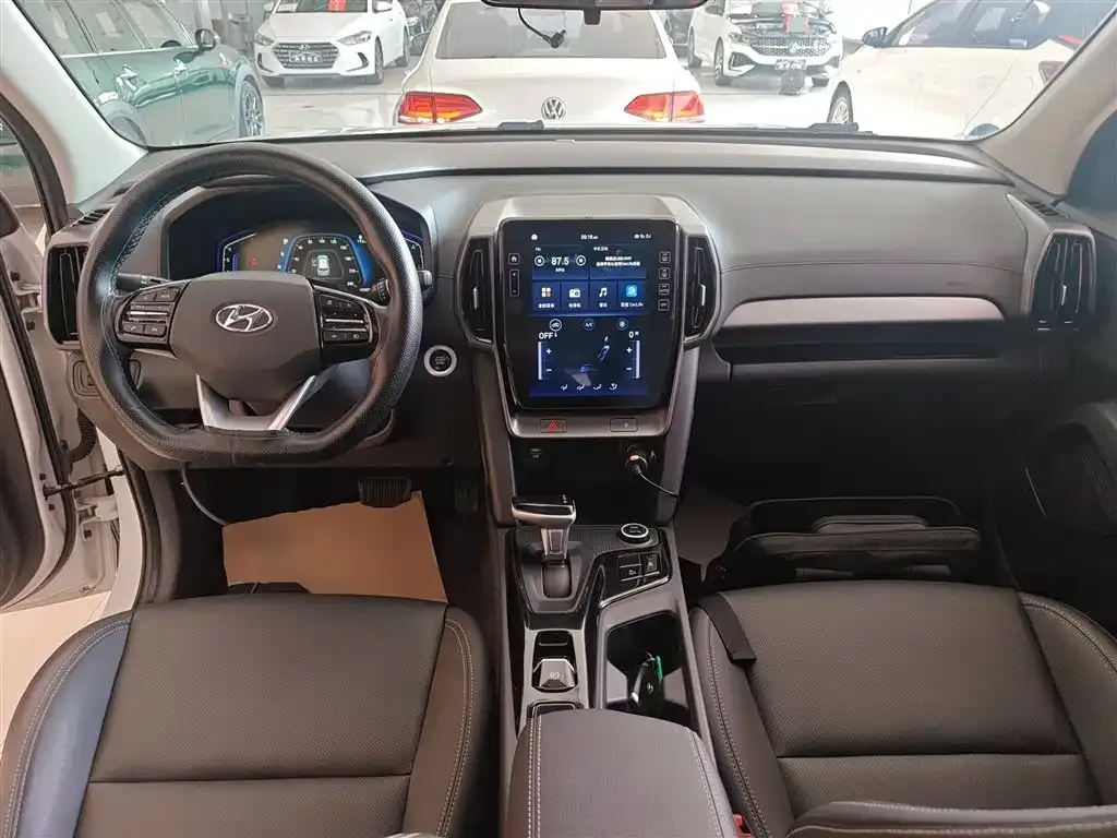 Hyundai ix35 — фото 10