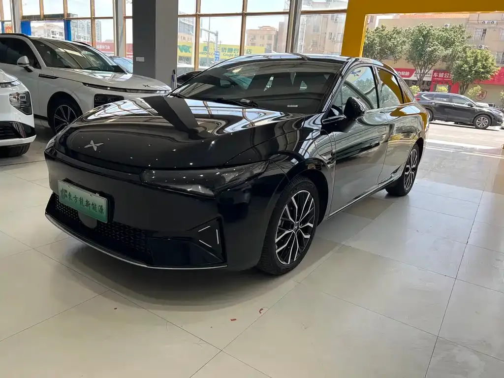 XPeng P5
