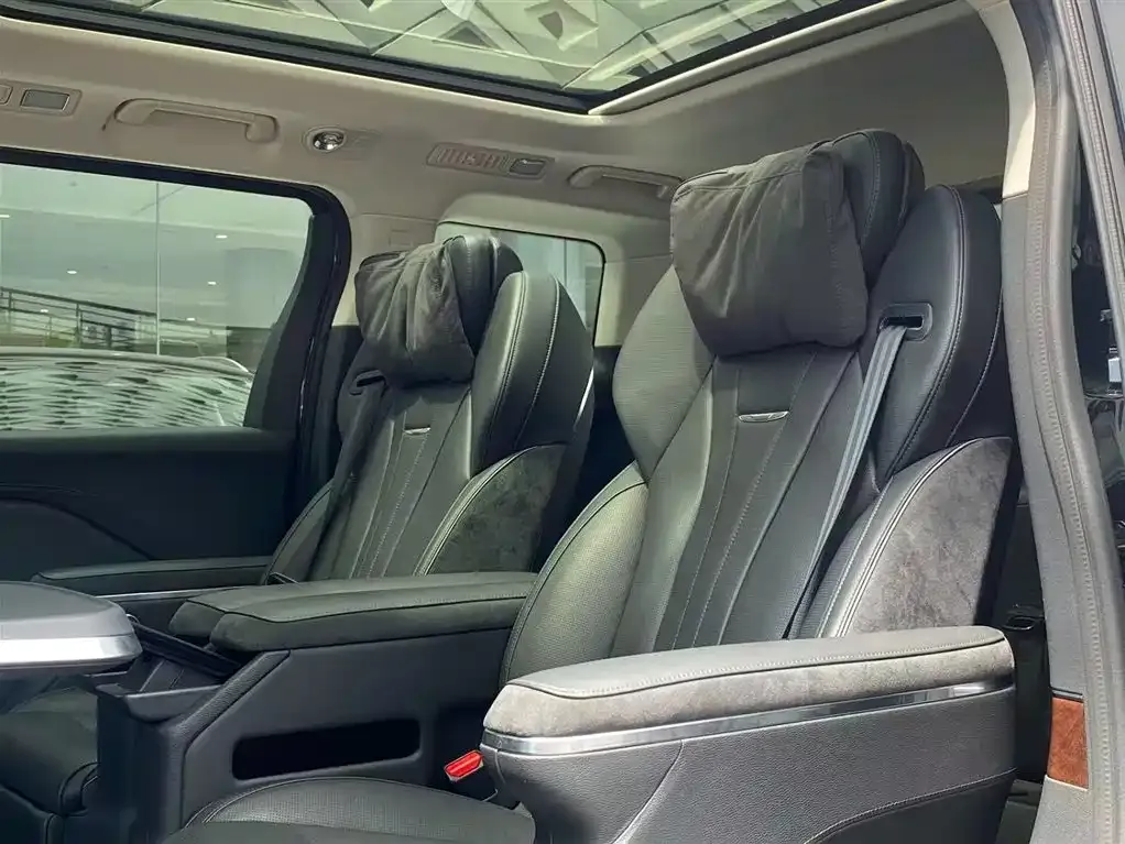 Hongqi HQ9 PHEV 2024 из CN, фото 6