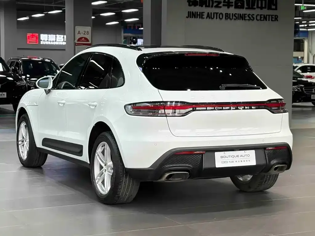 Porsche Macan — фото 6