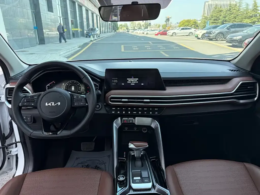 Kia Sportage — фото 5