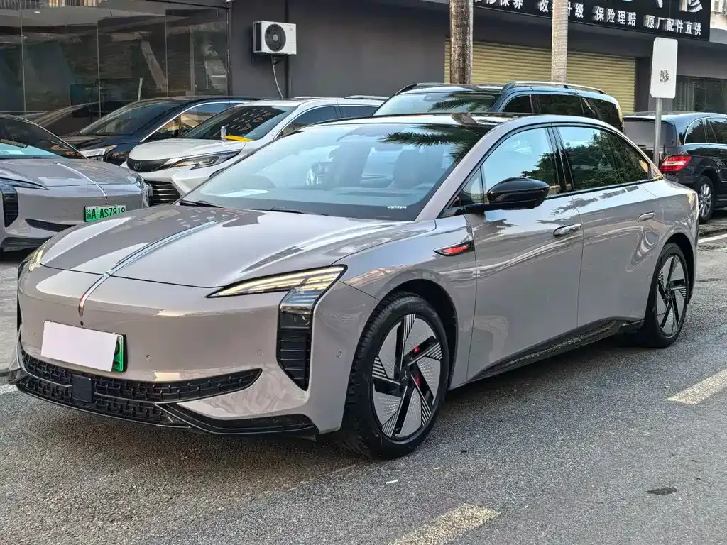 Hongqi EH7 — фото 1