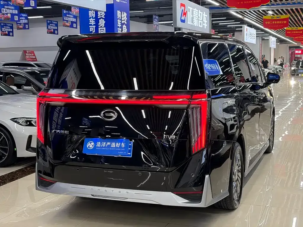 GAC Motor Trumpchi M8 — фото 2