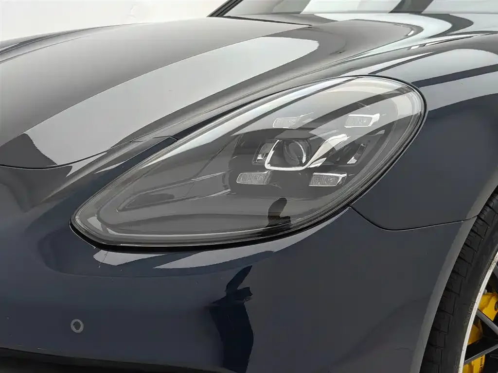 Porsche Panamera — фото 10