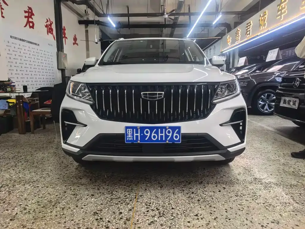 Geely Vision X6 — фото 10