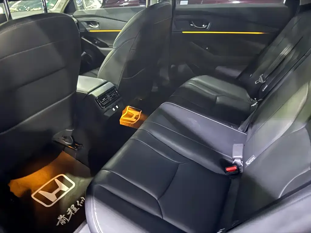 Honda Accord — фото 5