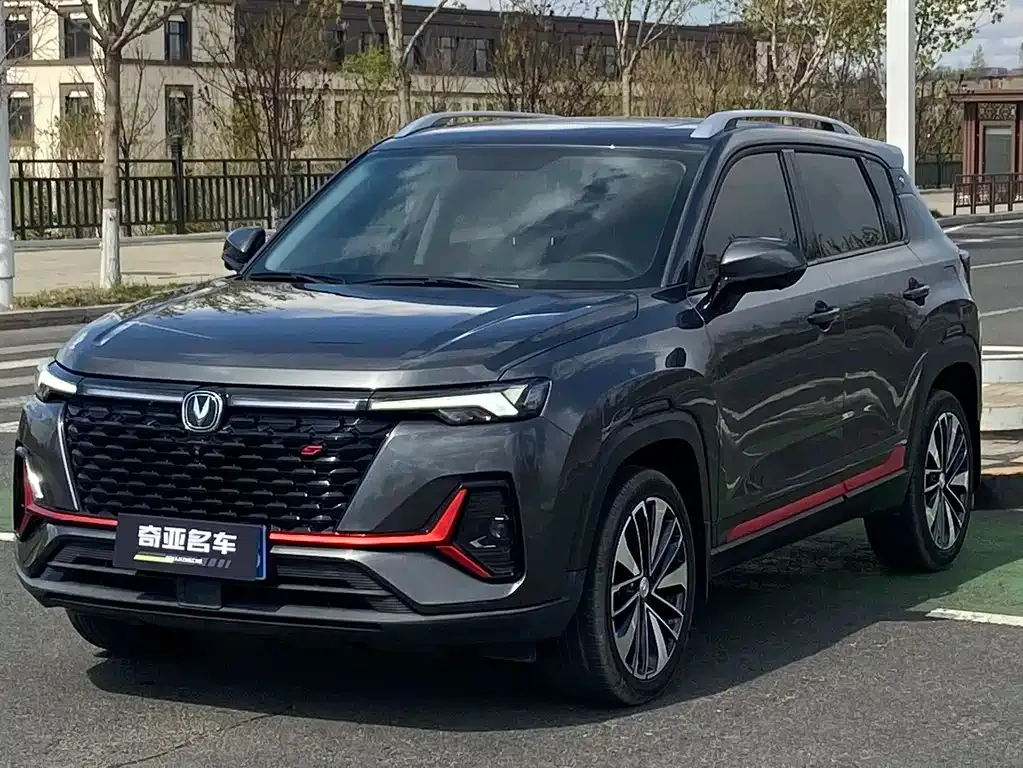 Changan CS35PLUS — фото 1