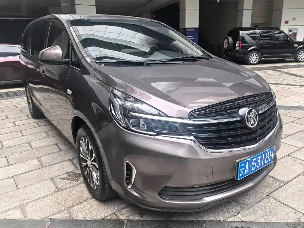 Buick GL8 2021 из CN, фото 10