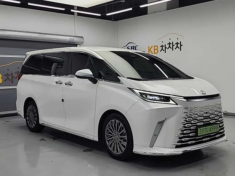 Lexus LM 2025 из KR, фото 10