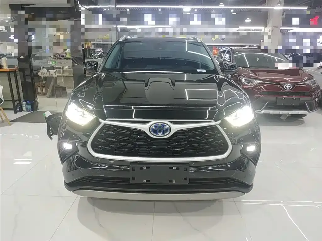 Toyota Highlander — фото 5