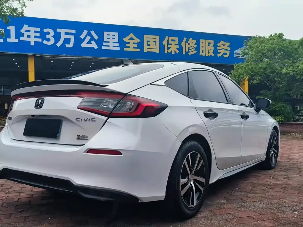 Honda Civic — фото 9