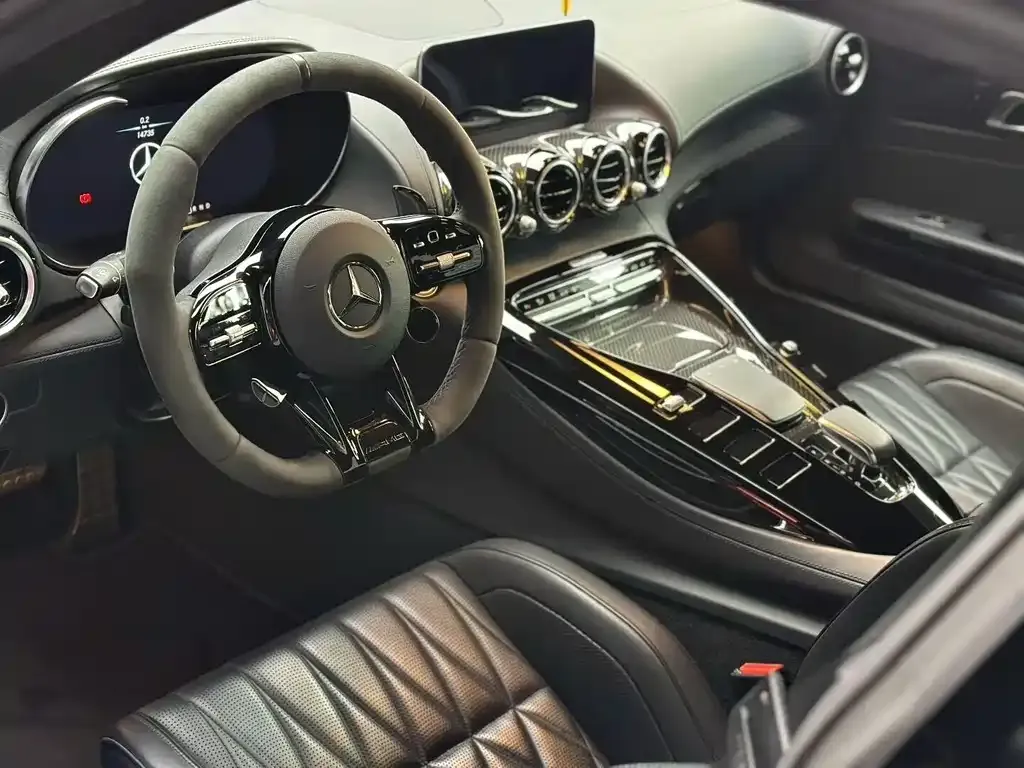 Mercedes-Benz AMG GT — фото 4