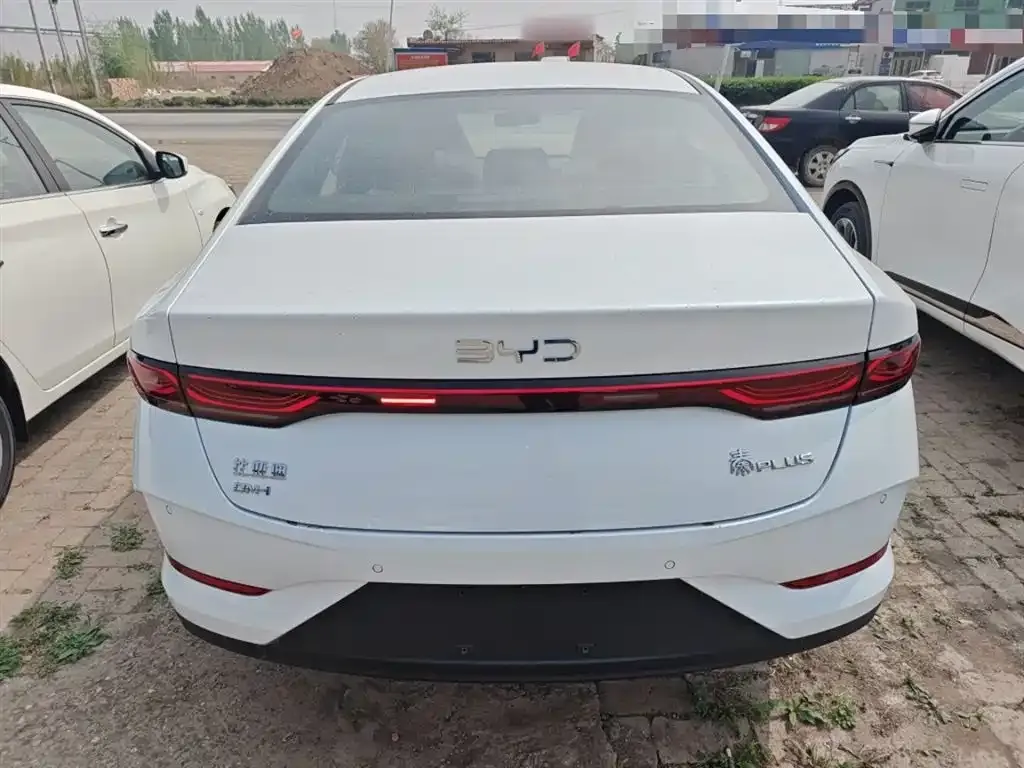 BYD Qin PLUS — фото 8