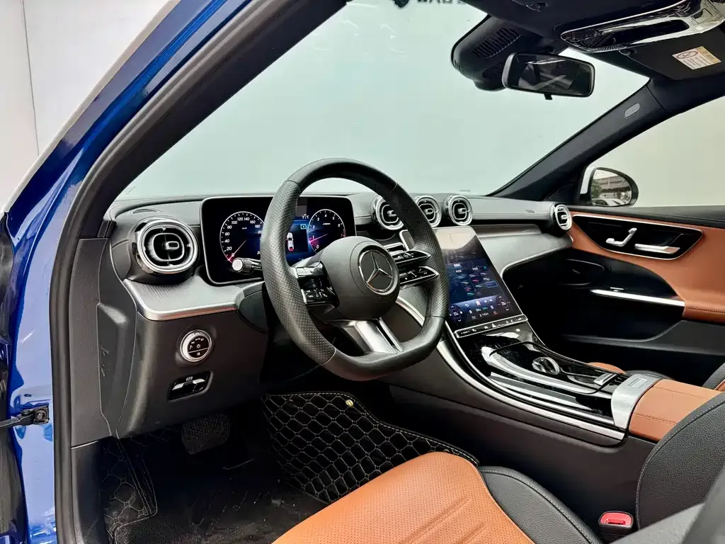 Mercedes-Benz C-Class — фото 10