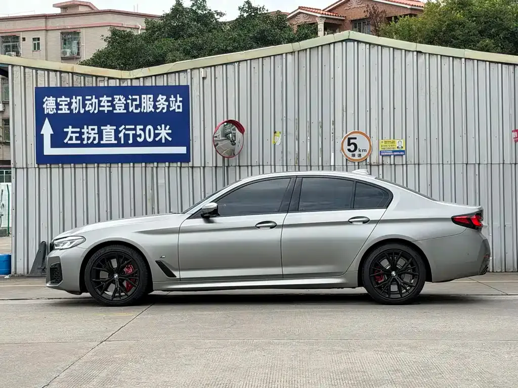 BMW 5 Series (Import) — фото 10