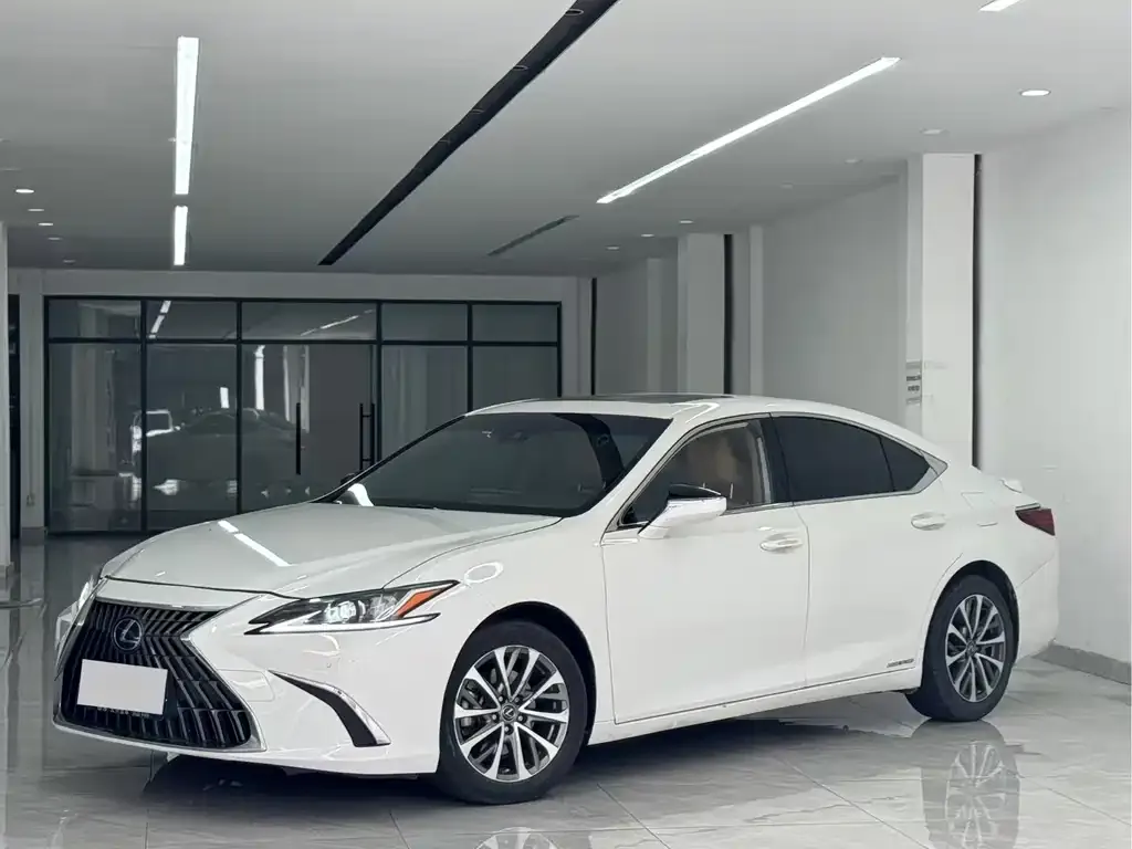 Lexus ES 2022 из CN, фото 1