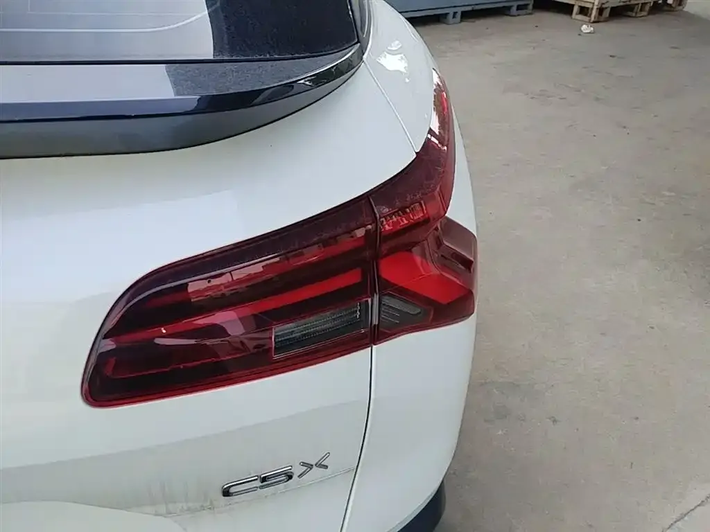 Citroen C5 X 2023 из CN, фото 3
