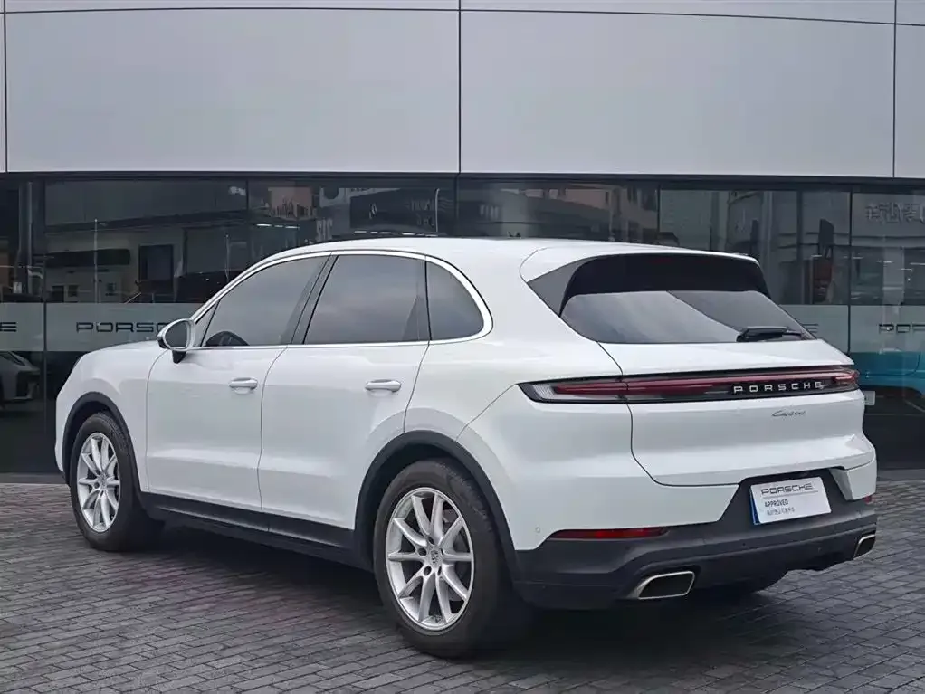 Porsche Cayenne — фото 2