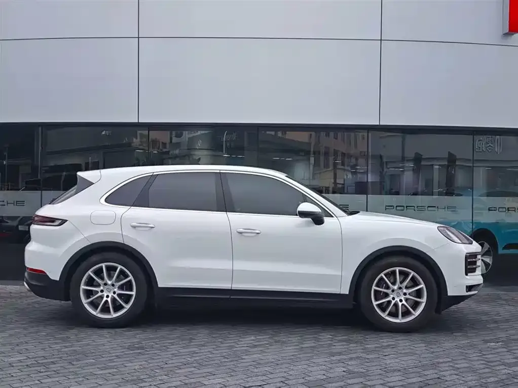 Porsche Cayenne — фото 3