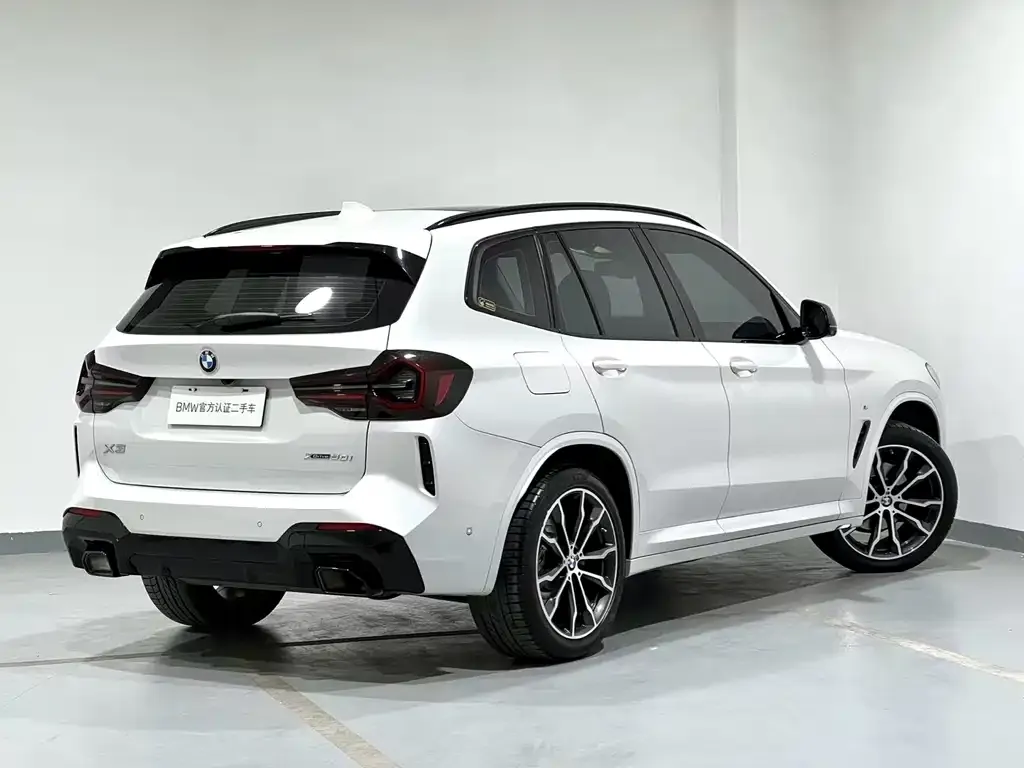 BMW X3 — фото 9