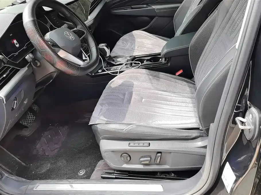 Volkswagen Passat — фото 2