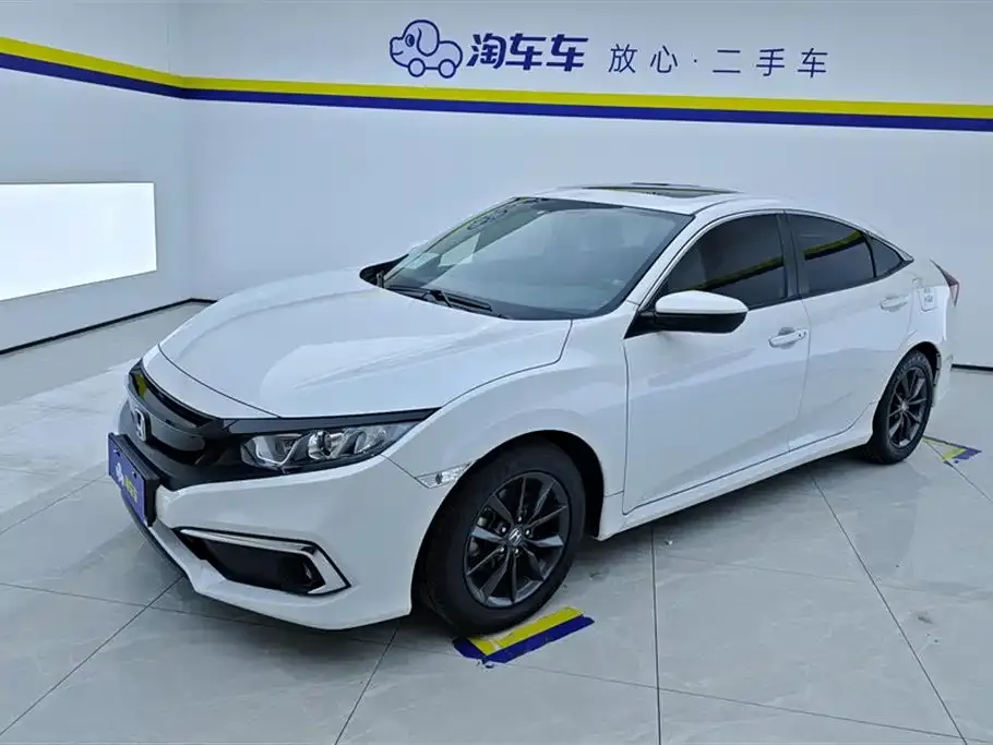Honda Civic — фото 1