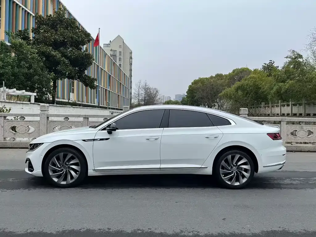 Volkswagen CC — фото 7