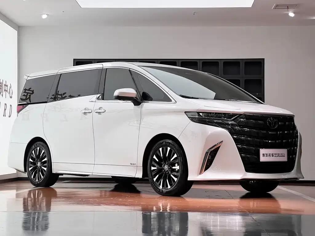 Toyota Alphard — фото 2
