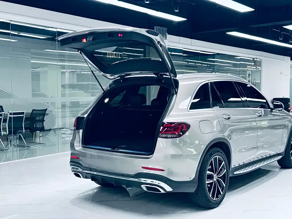 Mercedes-Benz GLC — фото 10