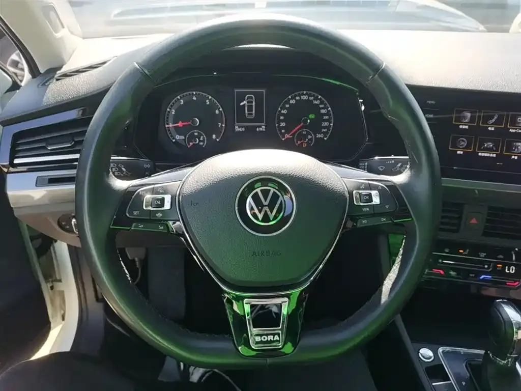 Volkswagen Bora 2021 из CN, фото 9