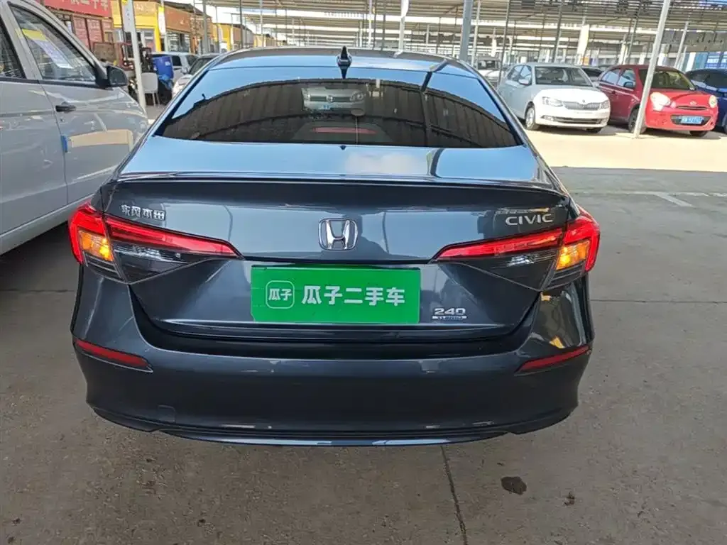 Honda Civic — фото 8