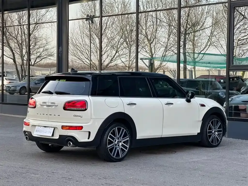 MINI Clubman — фото 8