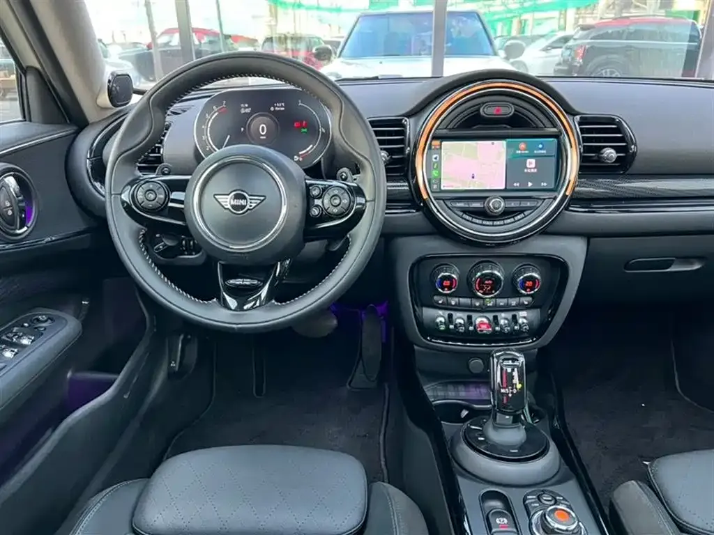 MINI Clubman — фото 4
