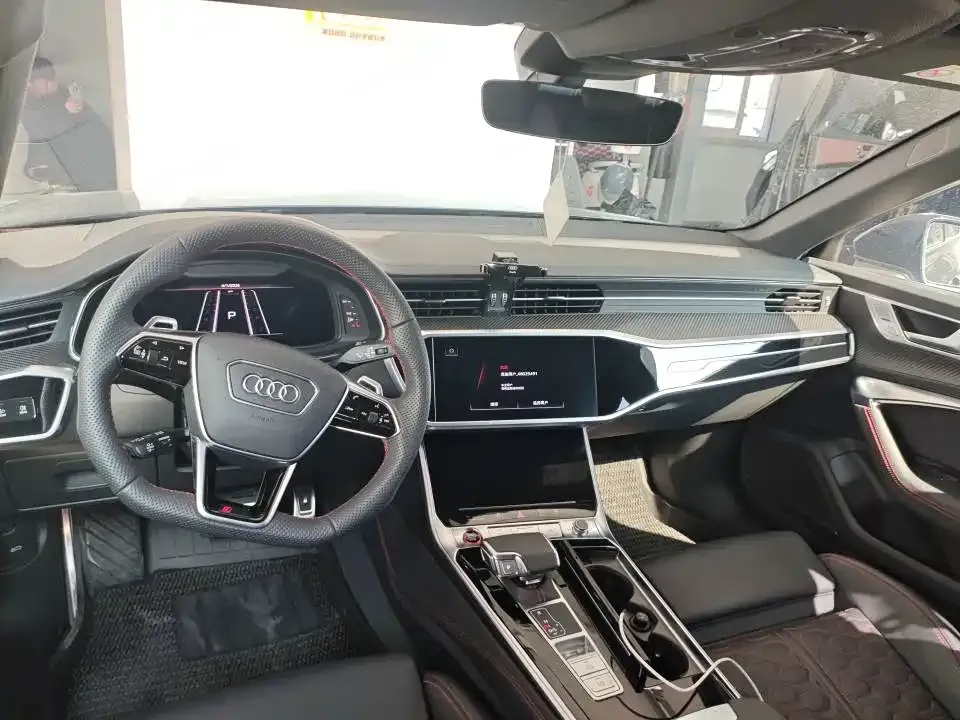 Audi RS 6 2026 из CN, фото 6