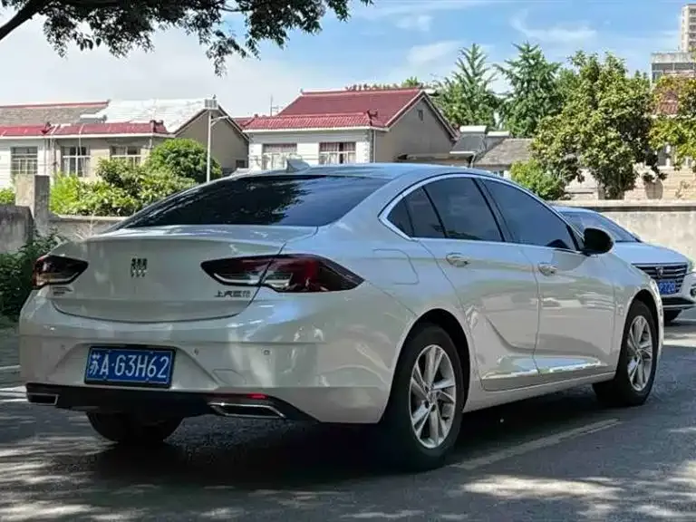 Buick Regal — фото 7