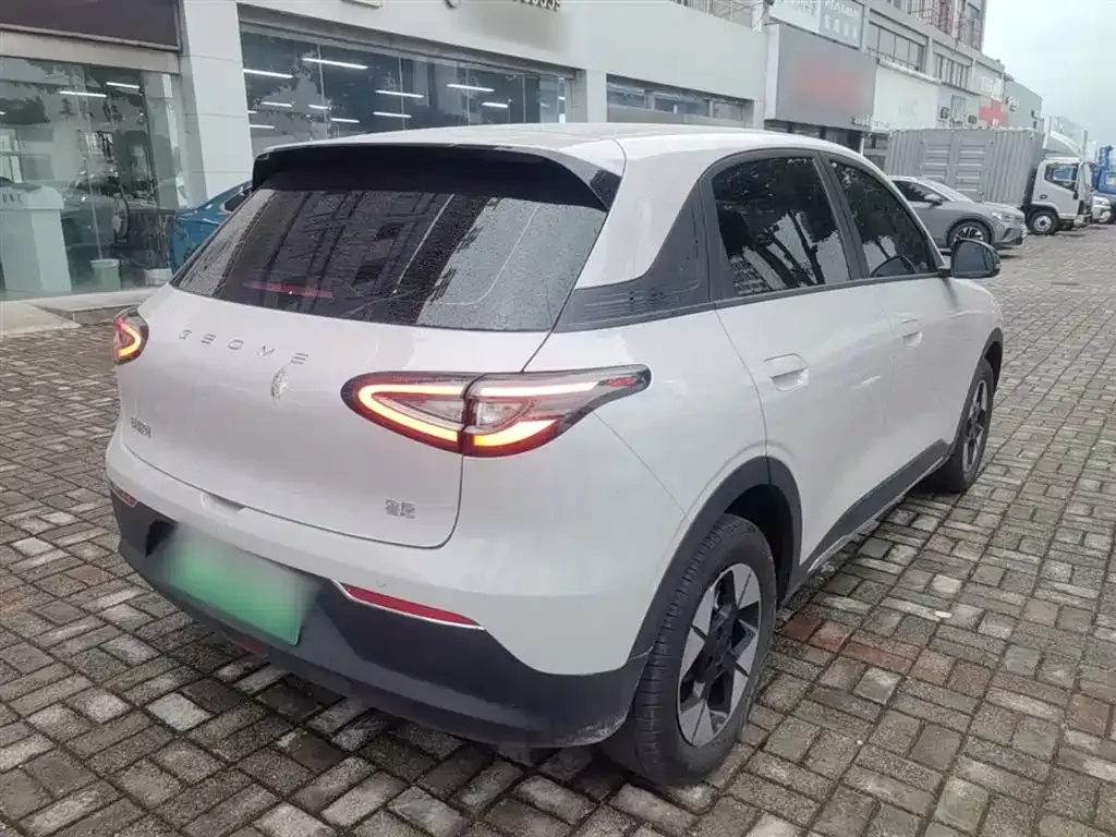 Geely Starburst — фото 4