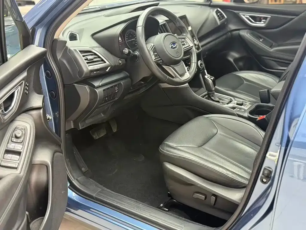 Subaru Forester 2021 из CN, фото 5