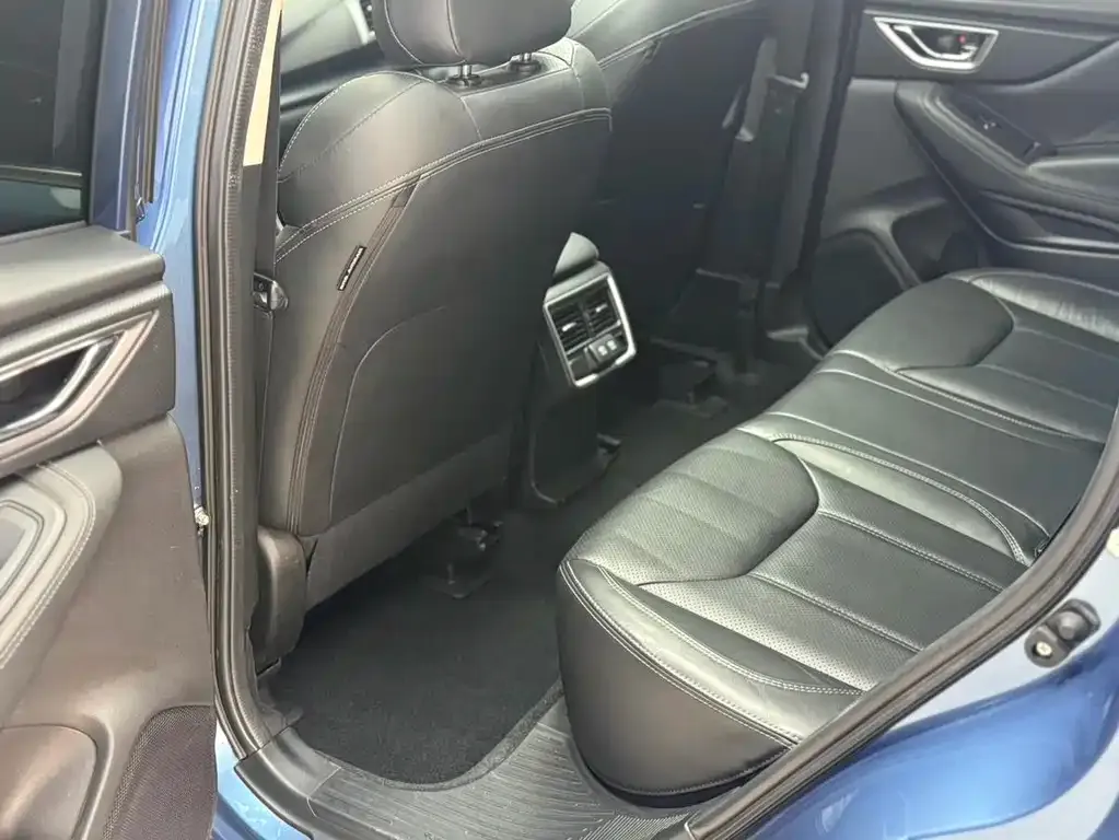 Subaru Forester 2021 из CN, фото 3